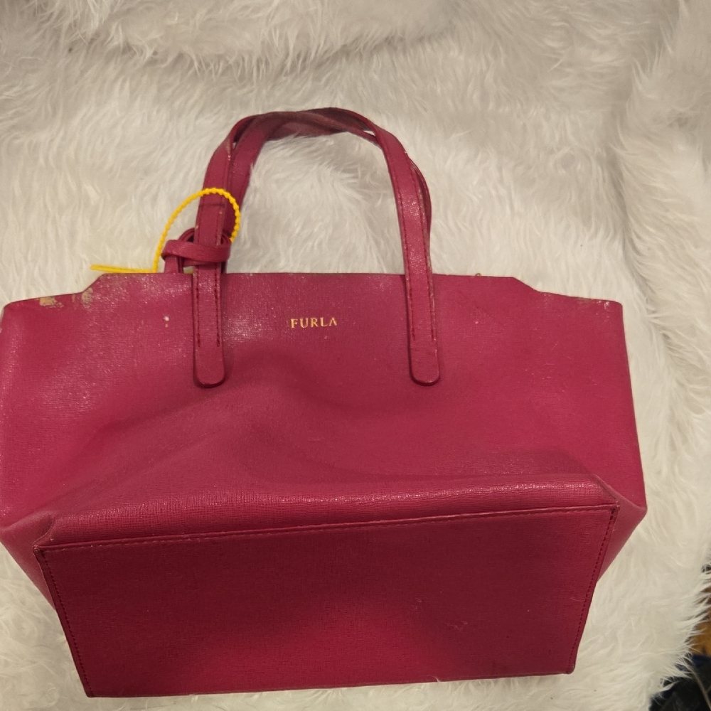 Furla Saffiano Leather Tote – Berry Red (Well-Loved)‎